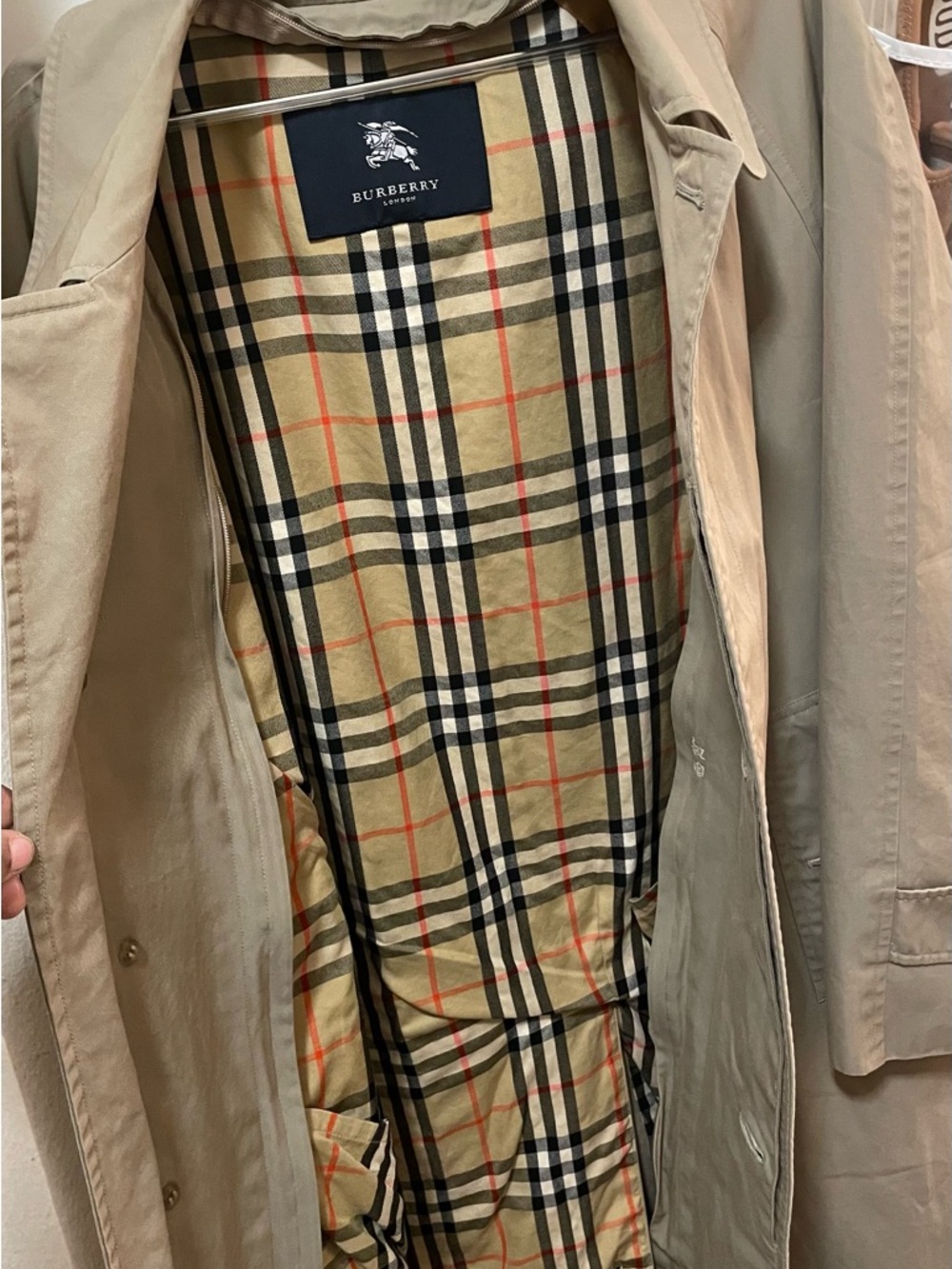 Burberry Beige Trench Coat - Picture 6 of 8